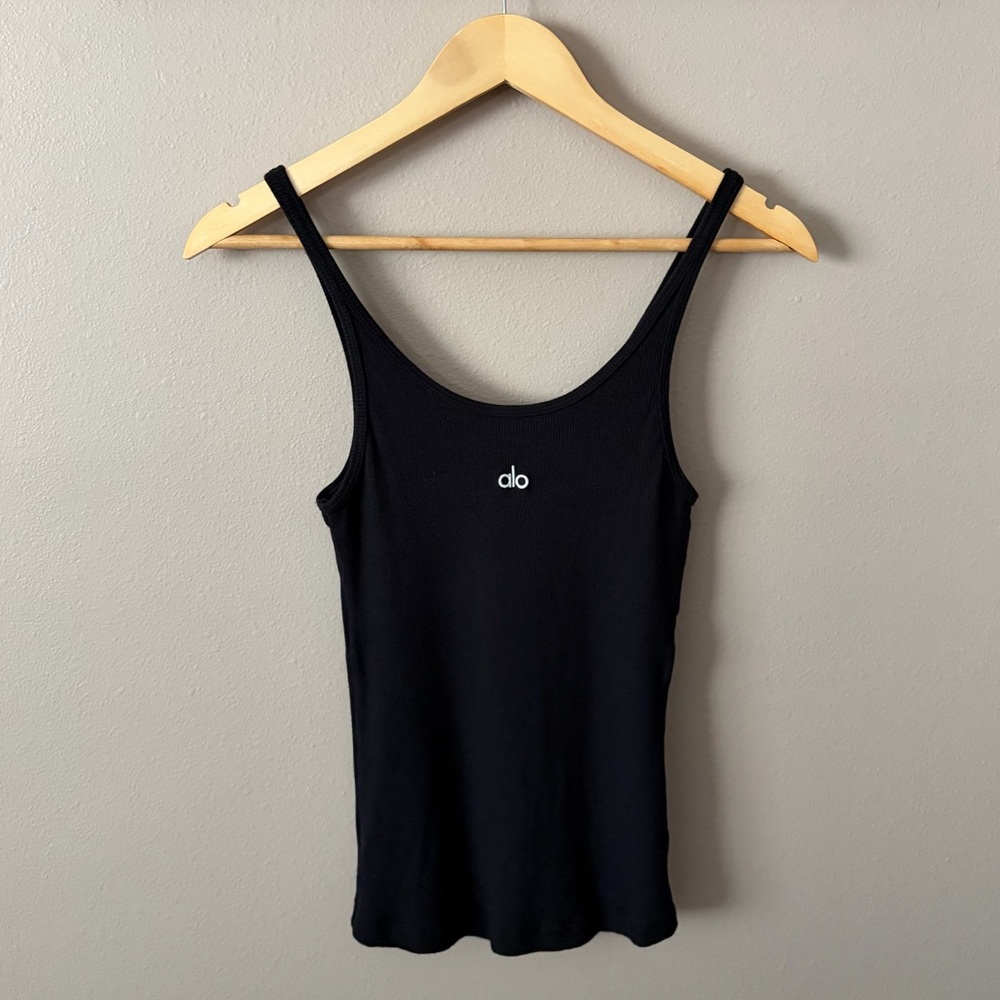 ALO Yoga Black Scoop Tank with Center Logo